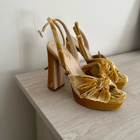 Sam Edelman Kristen Platform Sandal - Picture 1 of 6